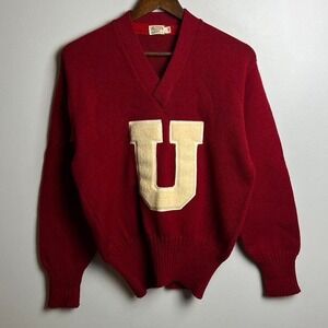 True Vintage Southern Sporting Goods Sweater